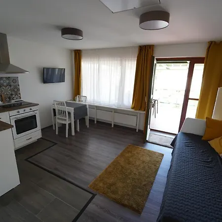 Apartment Tulip Home Apartman Vac
