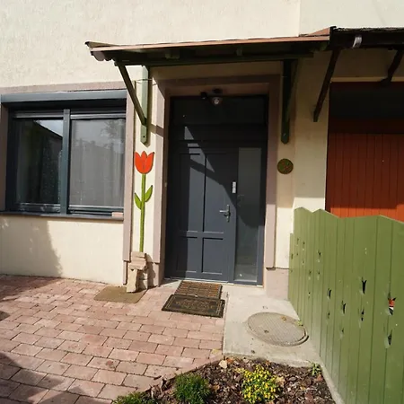 Tulip Home Apartman Apartment Vac
