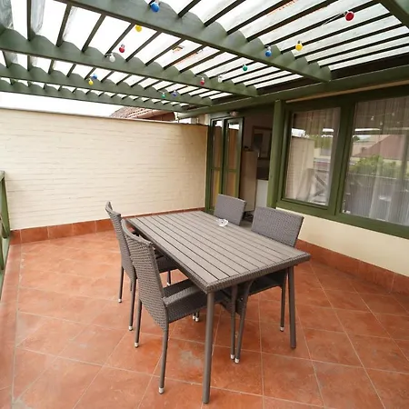 Apartment Tulip Home Apartman Vac