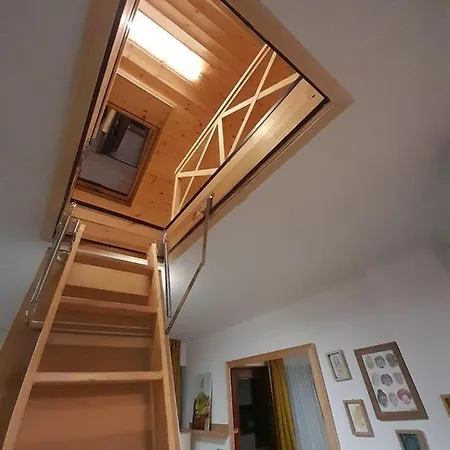 Tulip Home Apartman * Vac