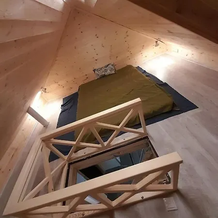 Tulip Home Apartman * Vac